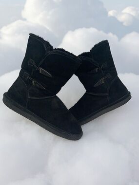 BearPaw leather short boots. Size 10